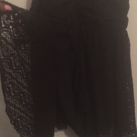 Bathing suit - Picture 2 of 3